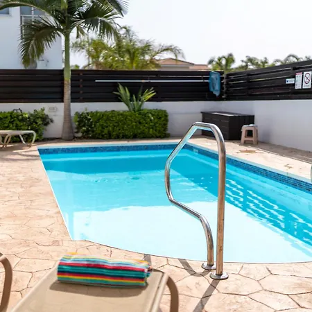 Narcissos Doria Villa *